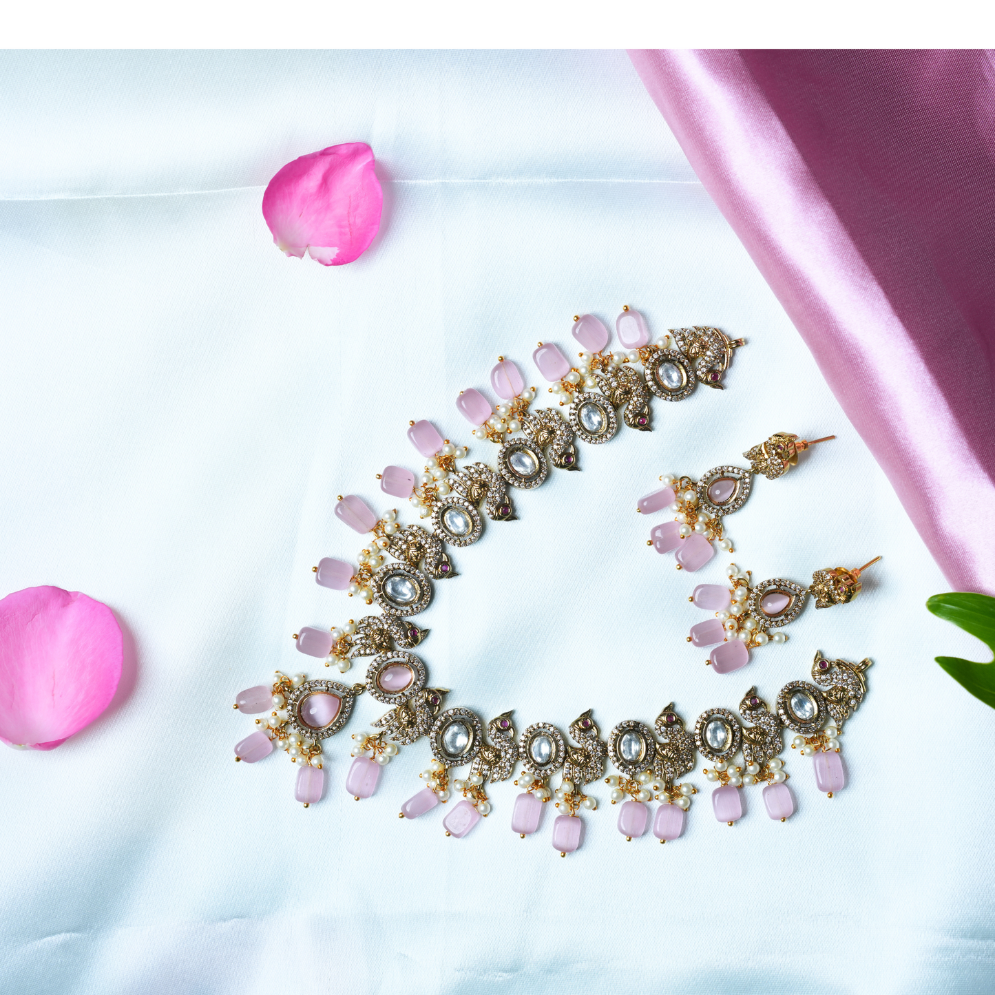 Elegant Pink Bead Victorian Set with Matching Earrings – Vintage Glamour