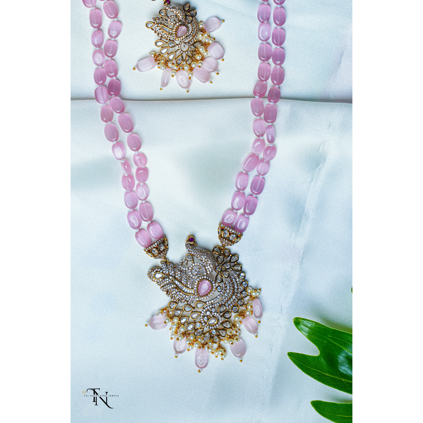 Charming Light Pink Bead Necklace with Victorian Polish Pendant