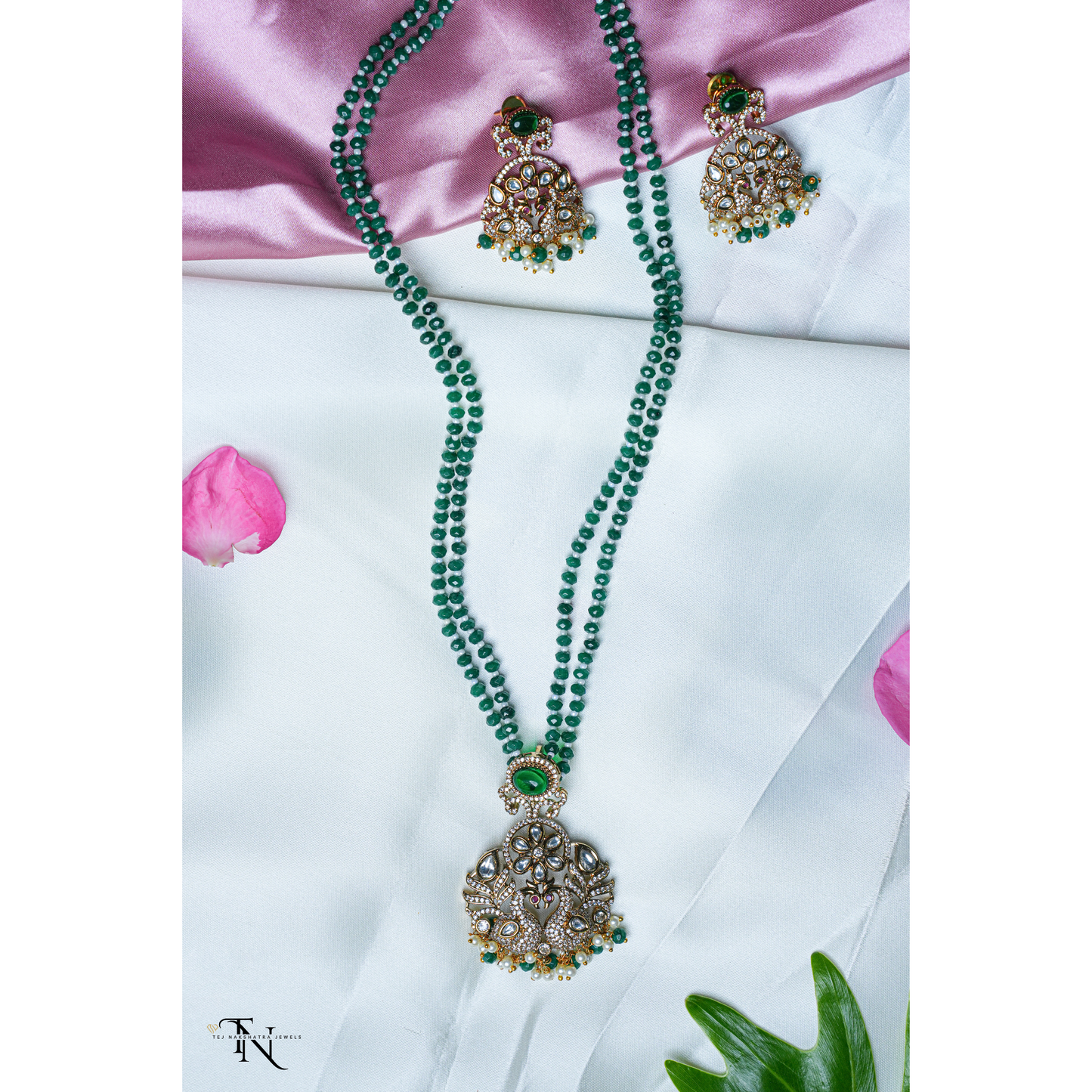 Green Bead Necklace with Victorian Polish Pendant & Matching Earrings