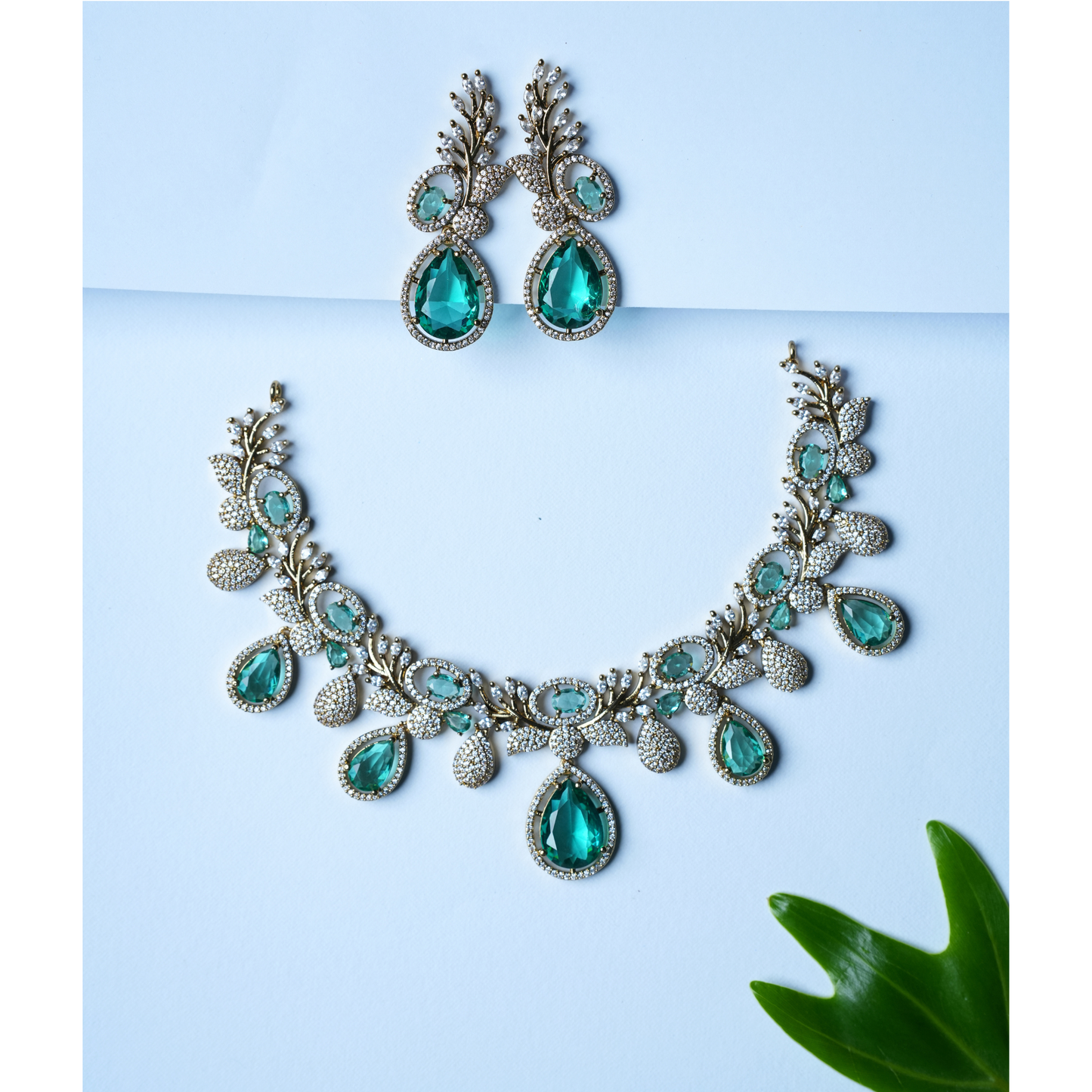 Opulent Victorian Necklace with Mint Green Details